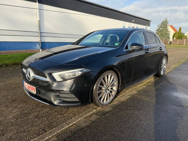 Mercedes-Benz A 250 AMG -Line  TUV Inspektion neu MBUX
