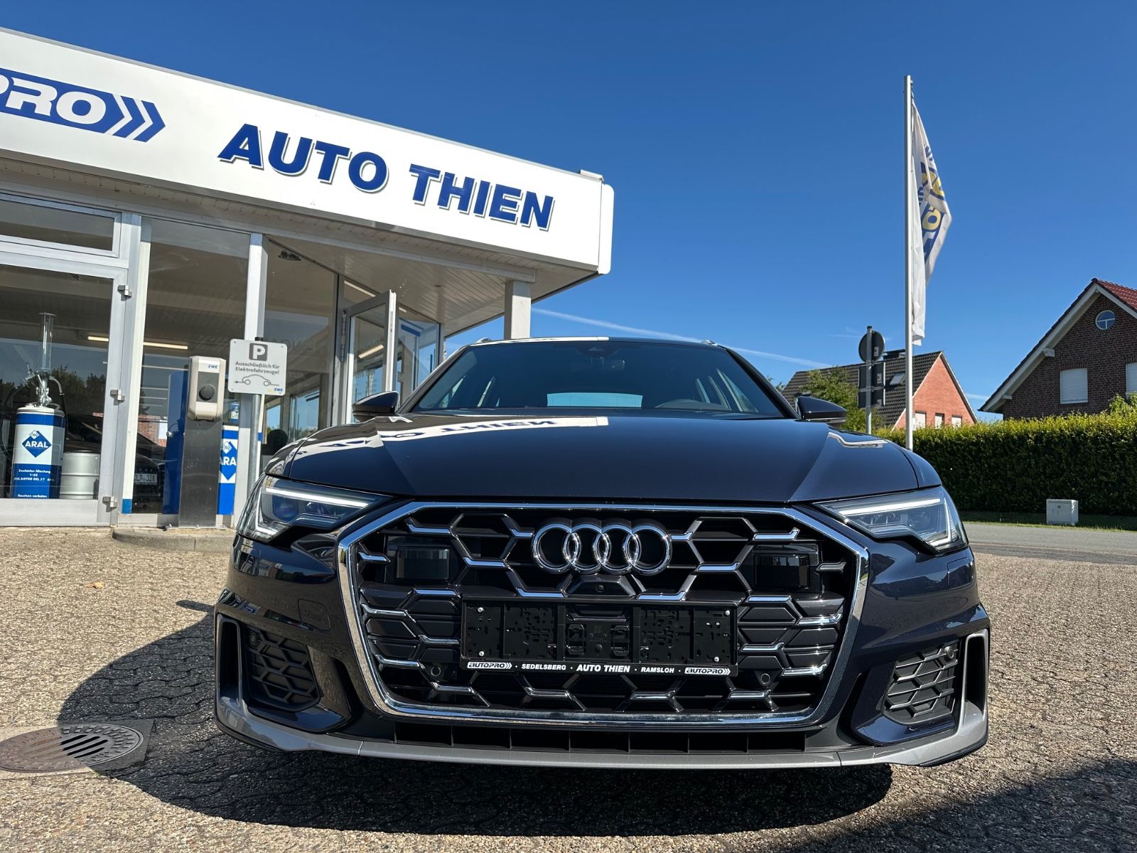 Fahrzeugabbildung Audi A6 Avant 40 TDI S line S Tronic ACC/Matrix/Navi
