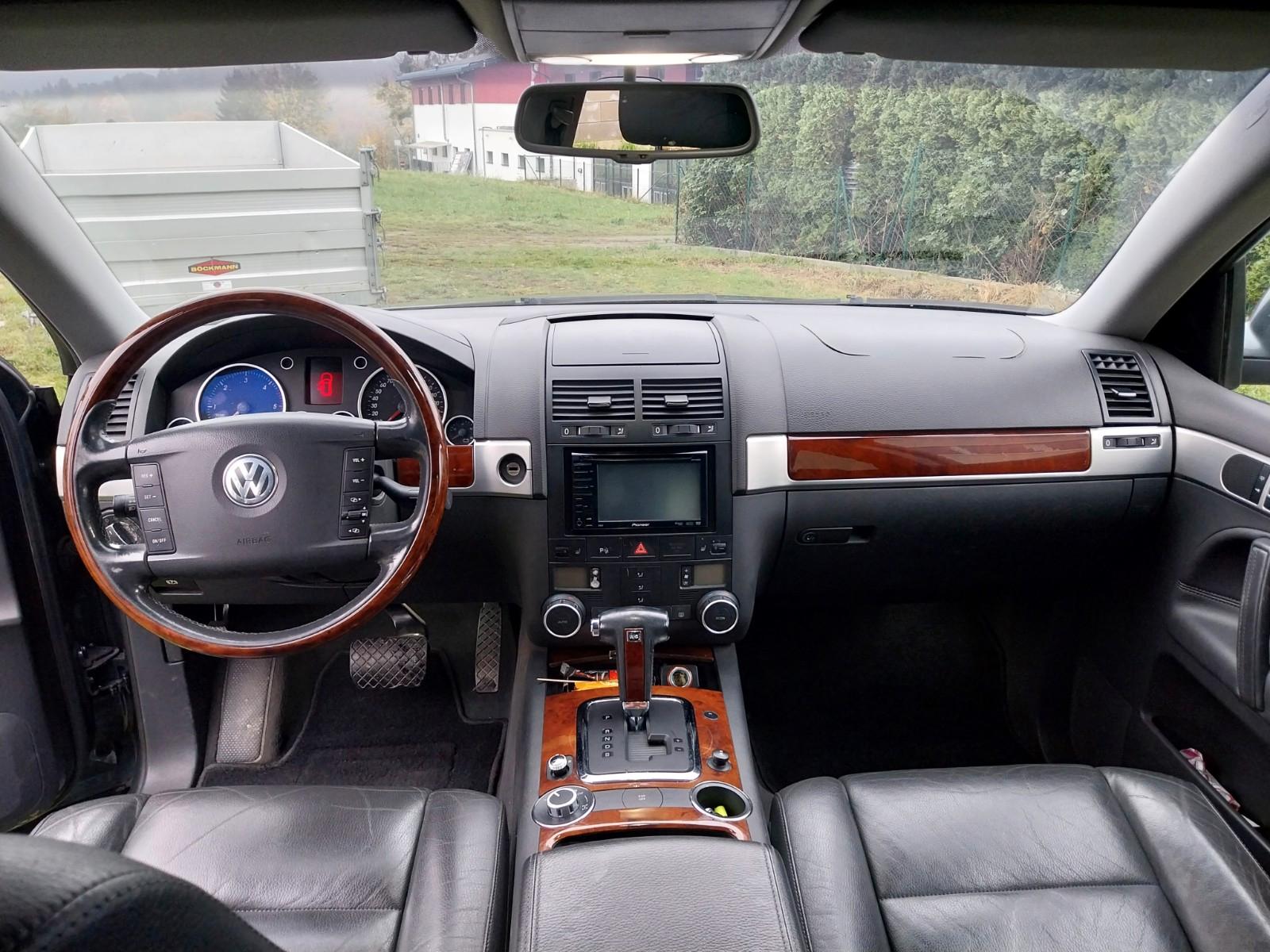 Volkswagen Touareg 2005 — photo 6