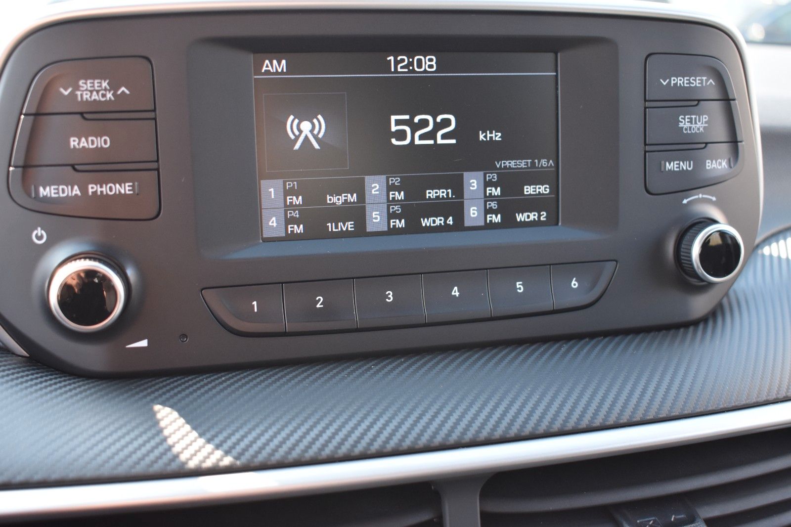 Fahrzeugabbildung Hyundai Tucson Pure 2WD