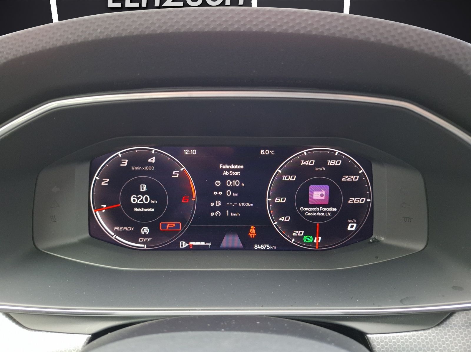 Fahrzeugabbildung SEAT Leon ST TDI Style DSG LED AHK Navi AID GRA PDC S