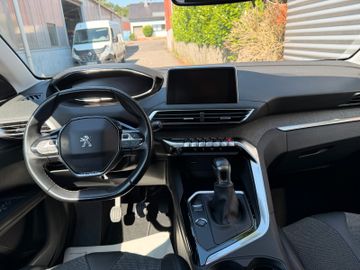Peugeot 5008 - 11