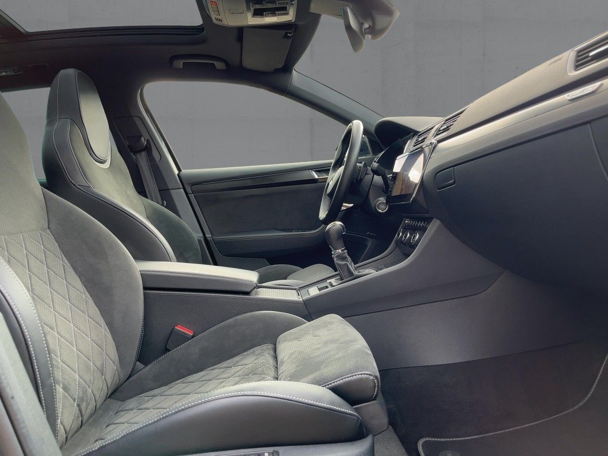 Skoda Superb - Bild 12