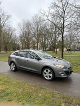 Renault Megane Grandtour Expression dCi 110 Eco2 Exp... - Renault Megane Expression mit Diesel-Antrieb
