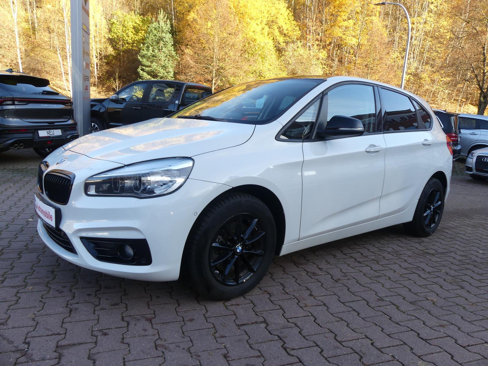 BMW 220i Advantage 2.0*PDC*Automatik*Pano*Klimaauto
