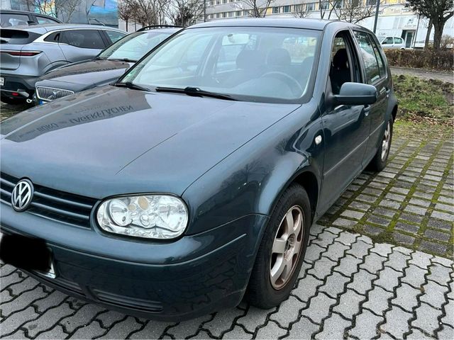 Volkswagen Golf 4