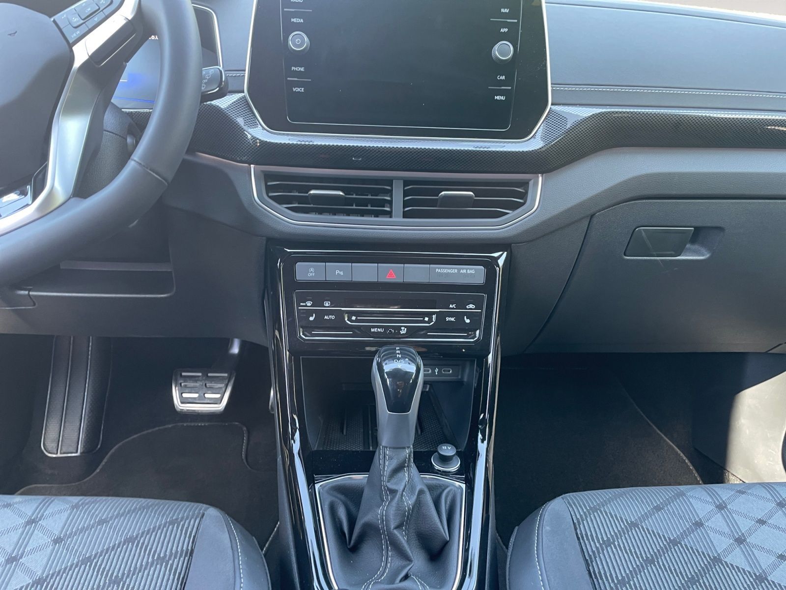 Volkswagen T-Cross - Bild 12