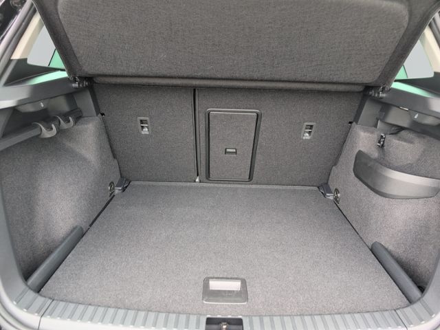 Karoq 1.5 TSI DSG SELECTION NAVI.+KAMERA+ACC+LED