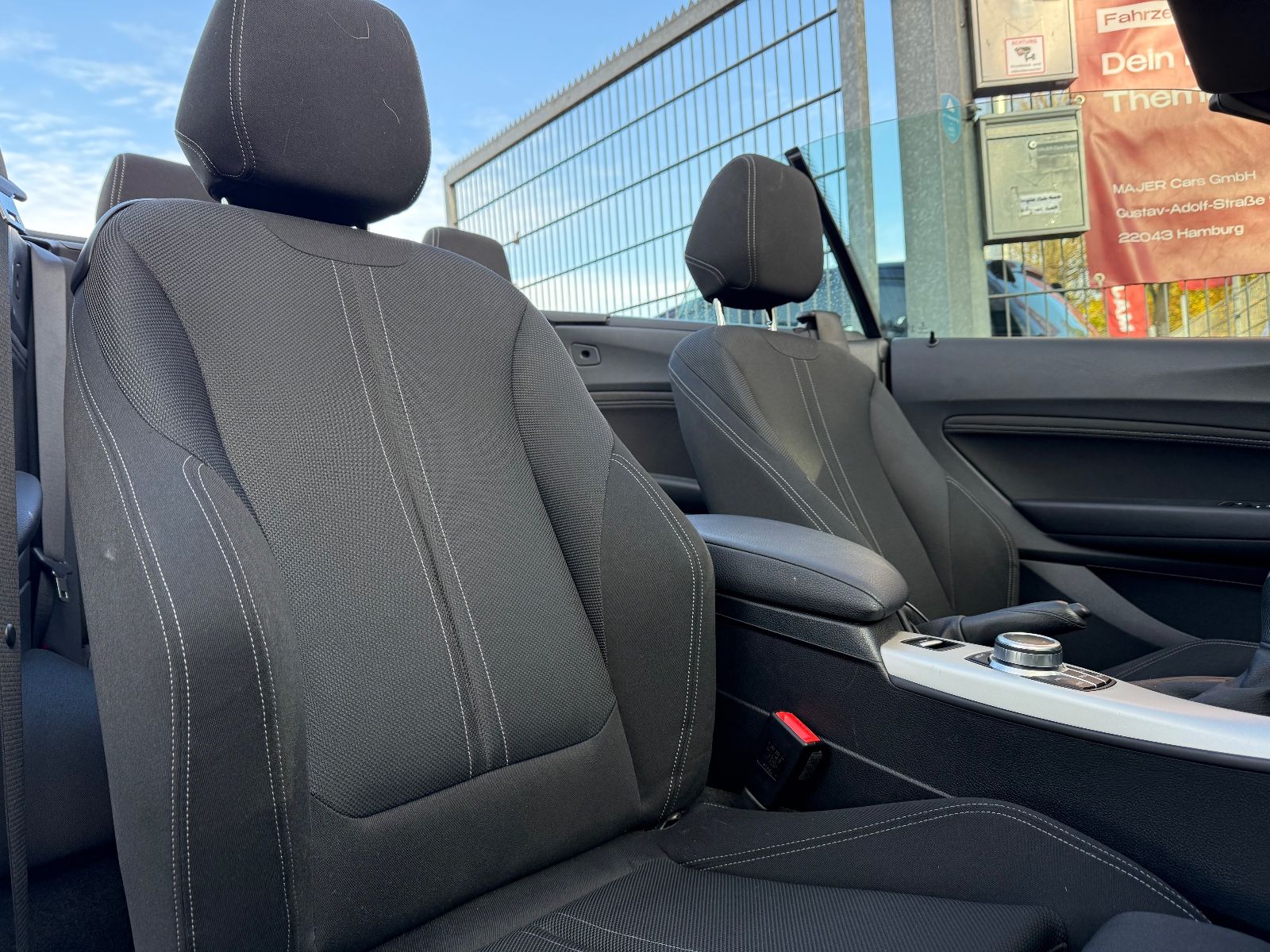 Fahrzeugabbildung BMW 218i Cabrio Advantage*LED*NAVI*ALU*PDC*SHZ