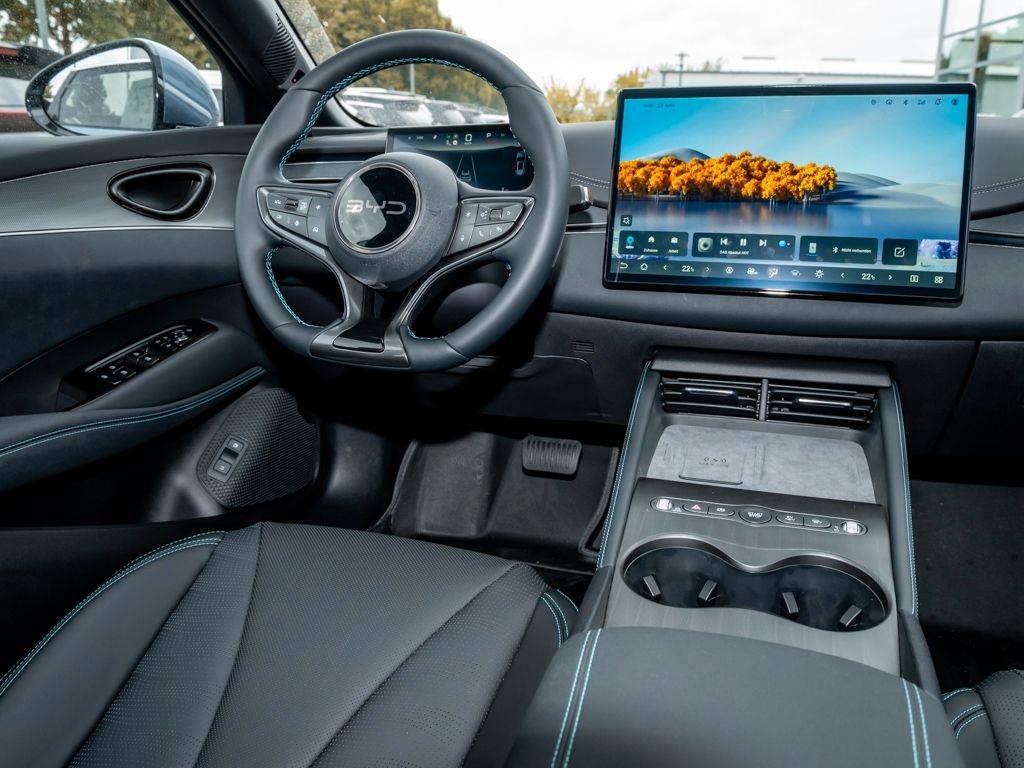 BYD SEAL 6