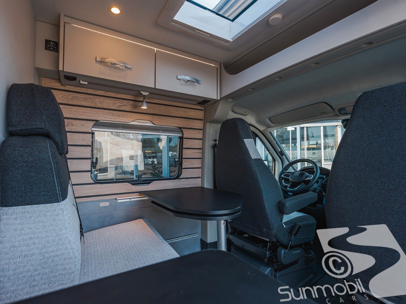 Fahrzeugabbildung Crosscamp Camper Van 600 Fiat Automatik