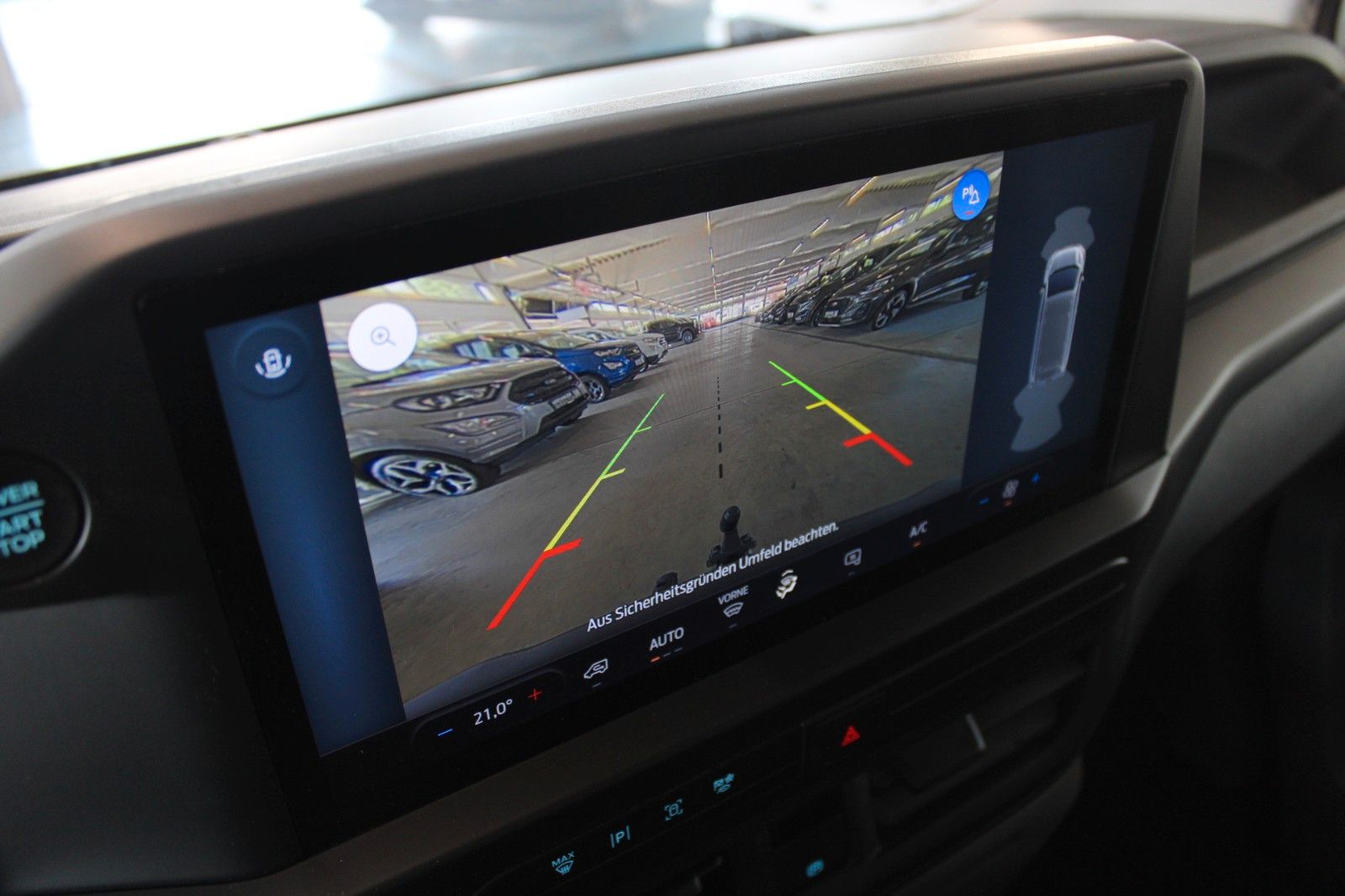Fahrzeugabbildung Ford Transit Custom L1 TREND LED TechnologiePak2