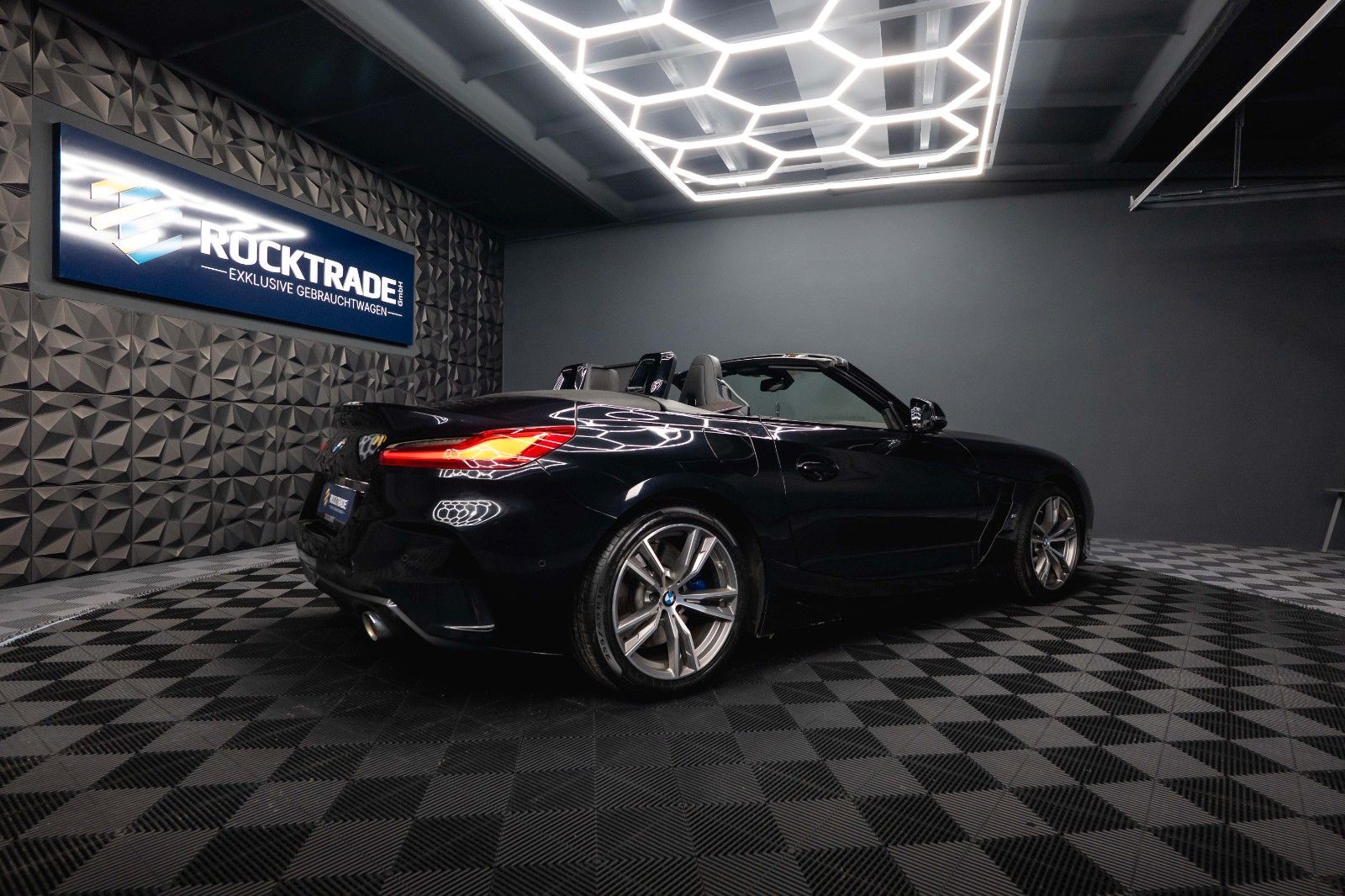 Fahrzeugabbildung BMW Z4 Roadster sDrive 30i M Sport *LED*Memory*H&K*