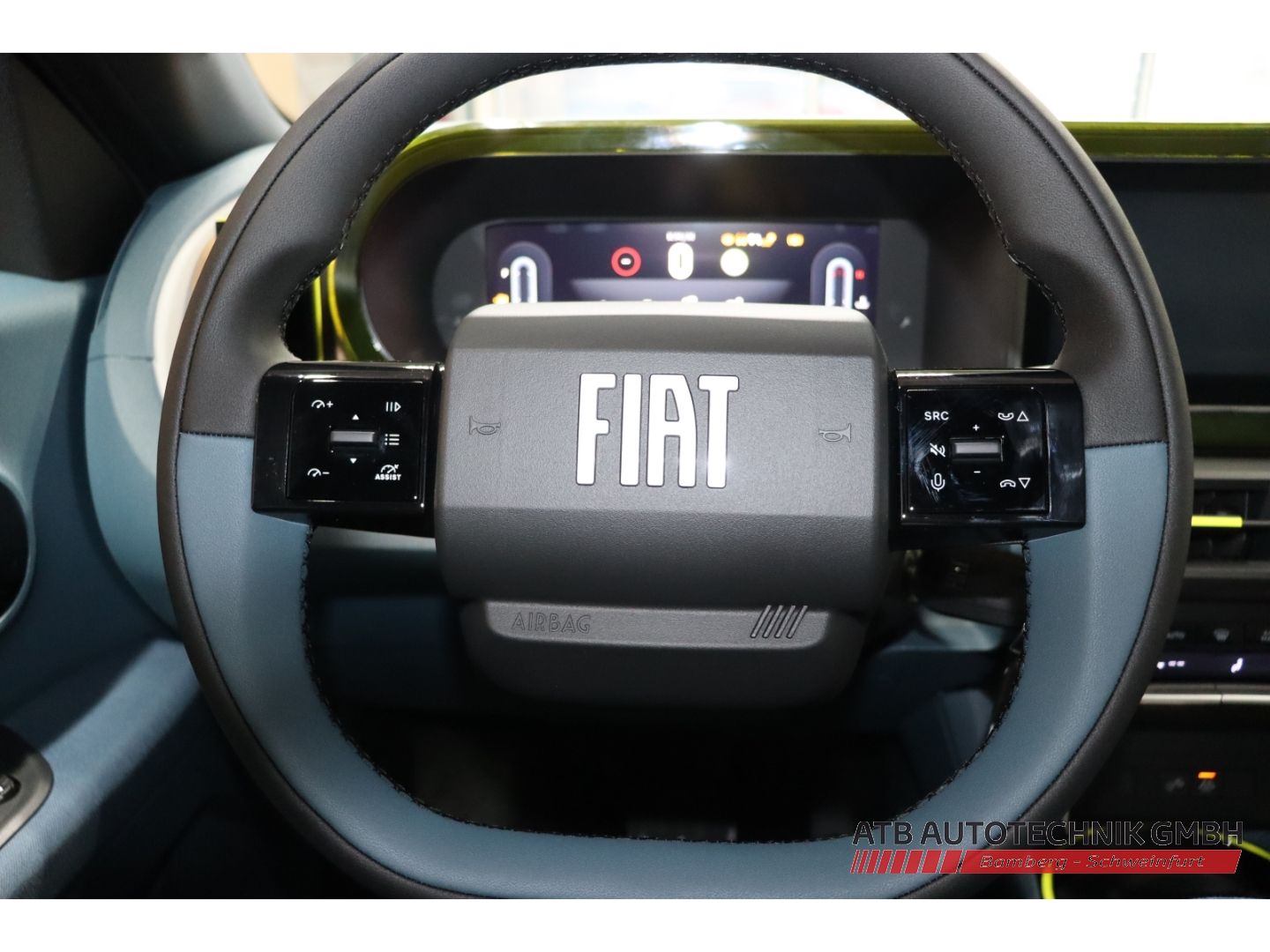 Fahrzeugabbildung Fiat Grande Panda La Prima Hybrid 1.2 eDCT Winter-Pak