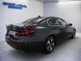 BMW 520d xDrive Aut. NAVI RFK SHZ LED Driving ASS - BMW 520 in Freiburg