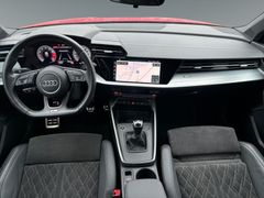 Fahrzeugabbildung Audi A3 Sportback 35 TFSI S line Navi Sitzh Leder 18"