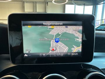 Mercedes-Benz C 180 *TÜVSERVICE NEU*TEMPO*NAV*LED*SZHZ*