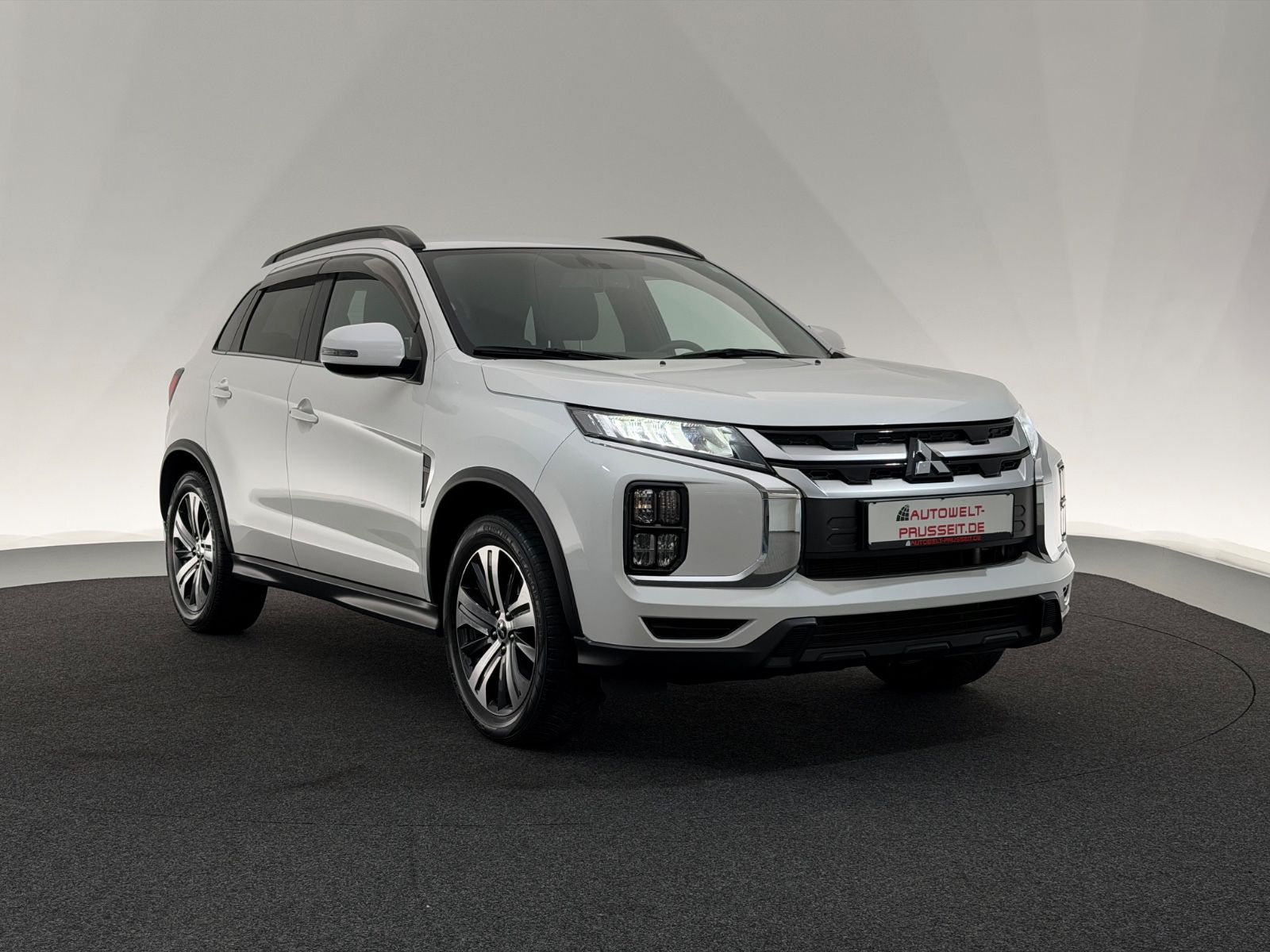 Gebrauchtwagen Mitsubishi ASX ASX 2.0 4WD*INTRO*SPIRIT+-LED-APPLE-R.KAM-TEMPO in Horb am Neckar