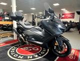 Yamaha TMAX 560 ABS Akrapovič-Komplettanlage - YAMAHA ROLLER TMAX