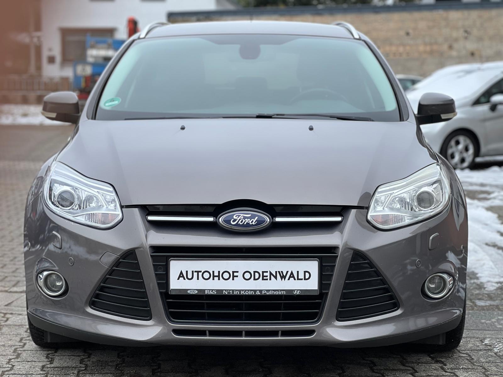 Ford Focus 2.0TDCI*Titanium*Klimaaut.*AHK*Parkass.