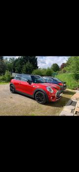 MINI Cooper rot mit schwarzen Rellistreifen - MINI Cooper in Bonn