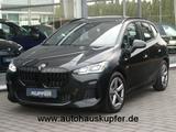 BMW 223 Active Tourer i xDrive M Sportpaket Pano°AHK - schwarze BMW 223 Active Tourer