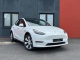 Tesla Model Y Long Range Dualmotor AWD - Tesla Model Y in Düsseldorf