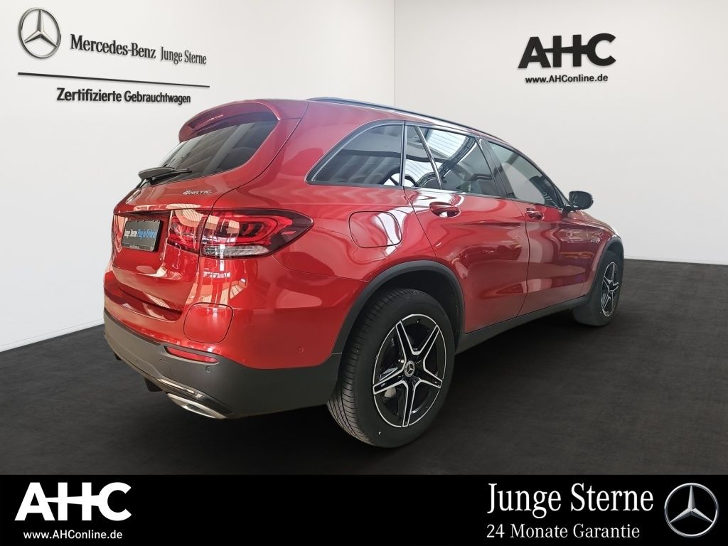 Fahrzeugabbildung Mercedes-Benz GLC 300 e 4M AMG Night AHK Pano LED SHZ Ambie.