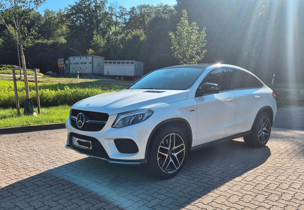 Image of Mercedes-Benz GLE 43 AMG