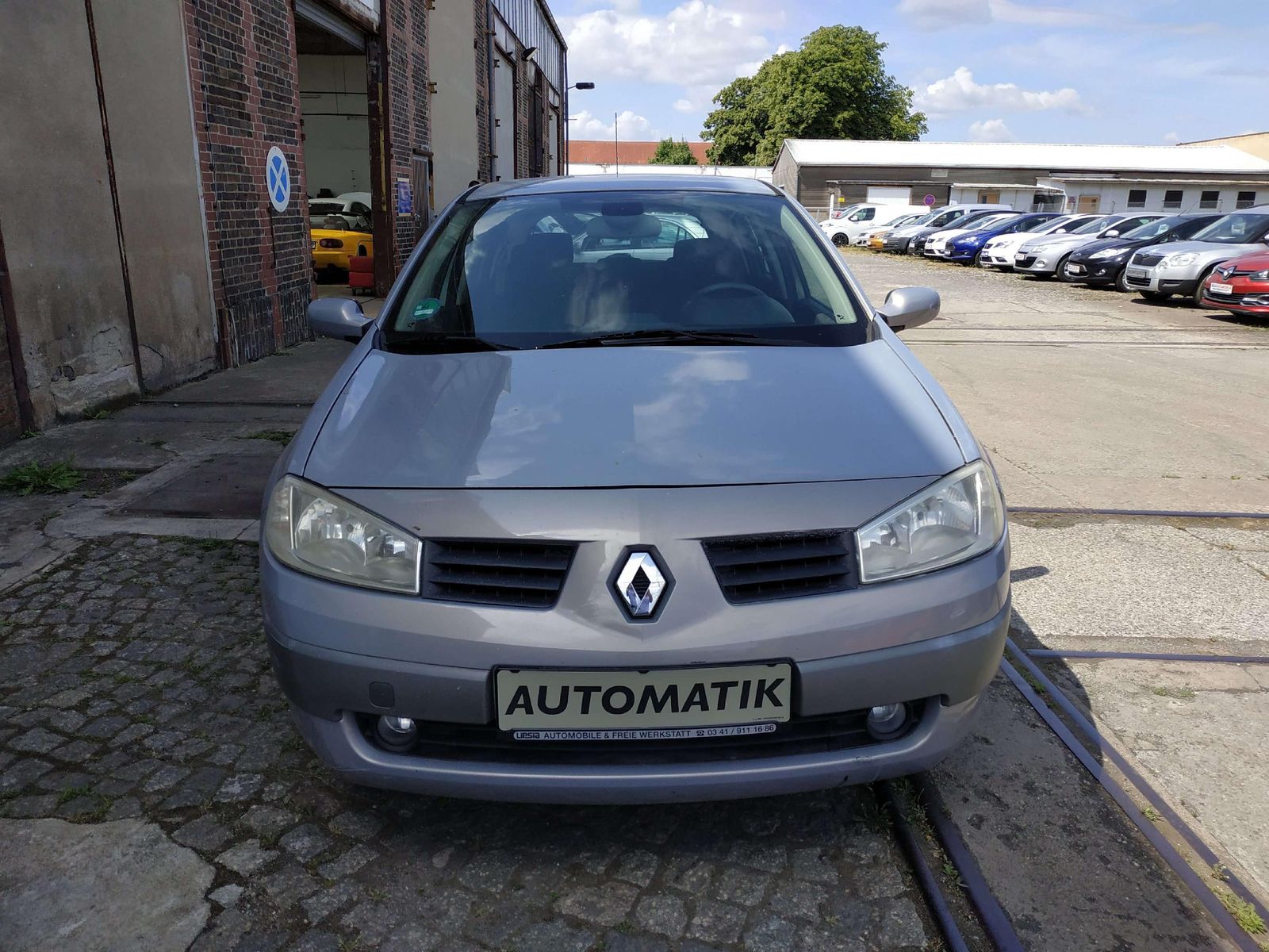 Megane 1.6 Automatik/ Allwetterreifen/ALU – Bild 2