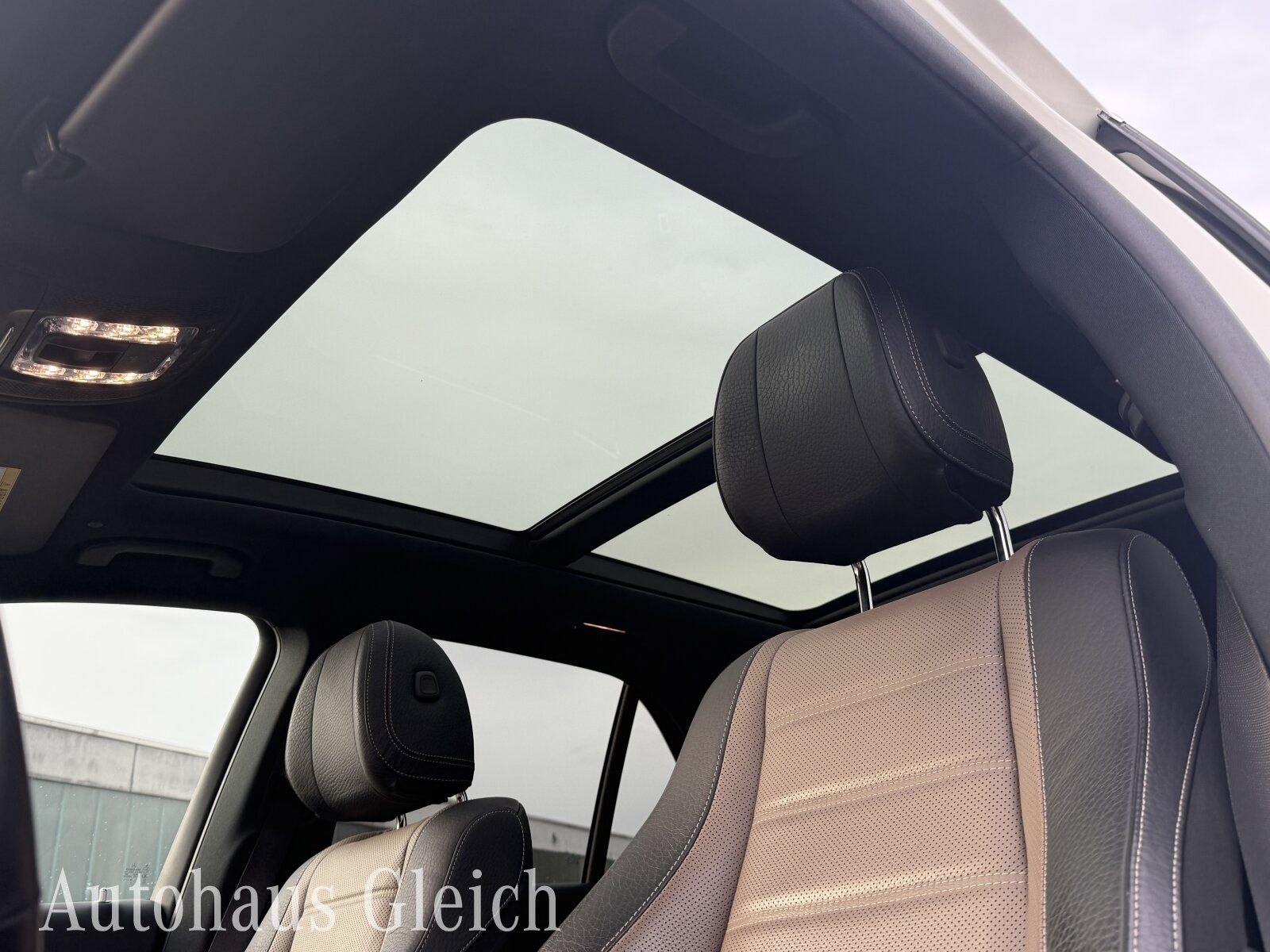 Fahrzeugabbildung Mercedes-Benz GLE 350 d 4Matic (EURO 6d) EXCLUSIVE Interieur/B