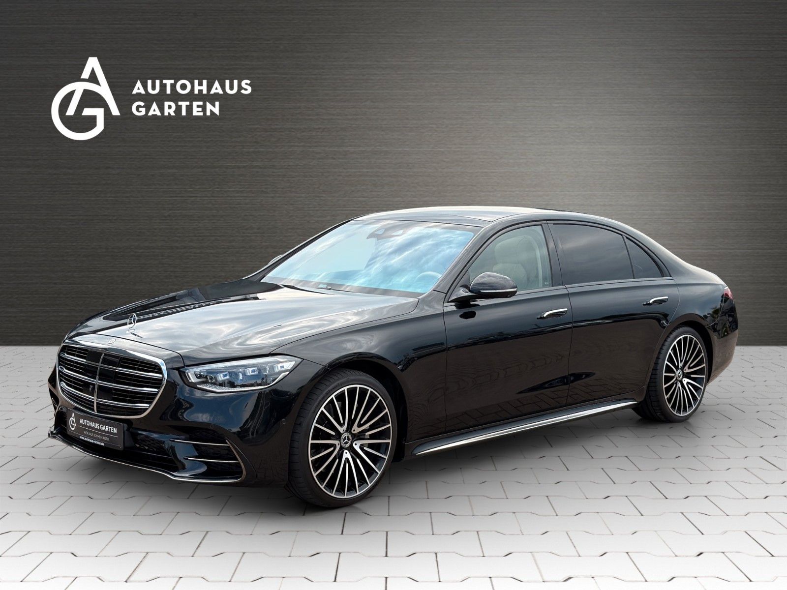 Mercedes-Benz S 580 4Matic Lang AMG Night Chauffeur TV-Fond