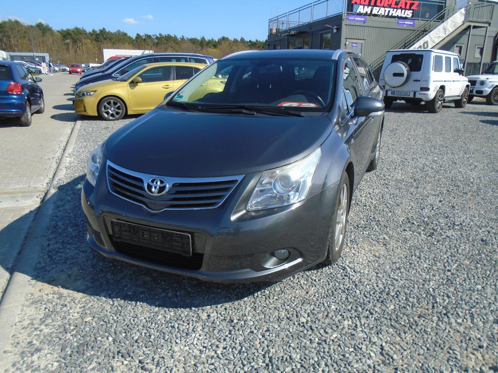 Toyota Avensis Kombi Executive