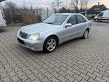 Mercedes-Benz C 200 KOMPRESSOR SPORT EDITION - Mercedes-Benz C 200: Sport Edition