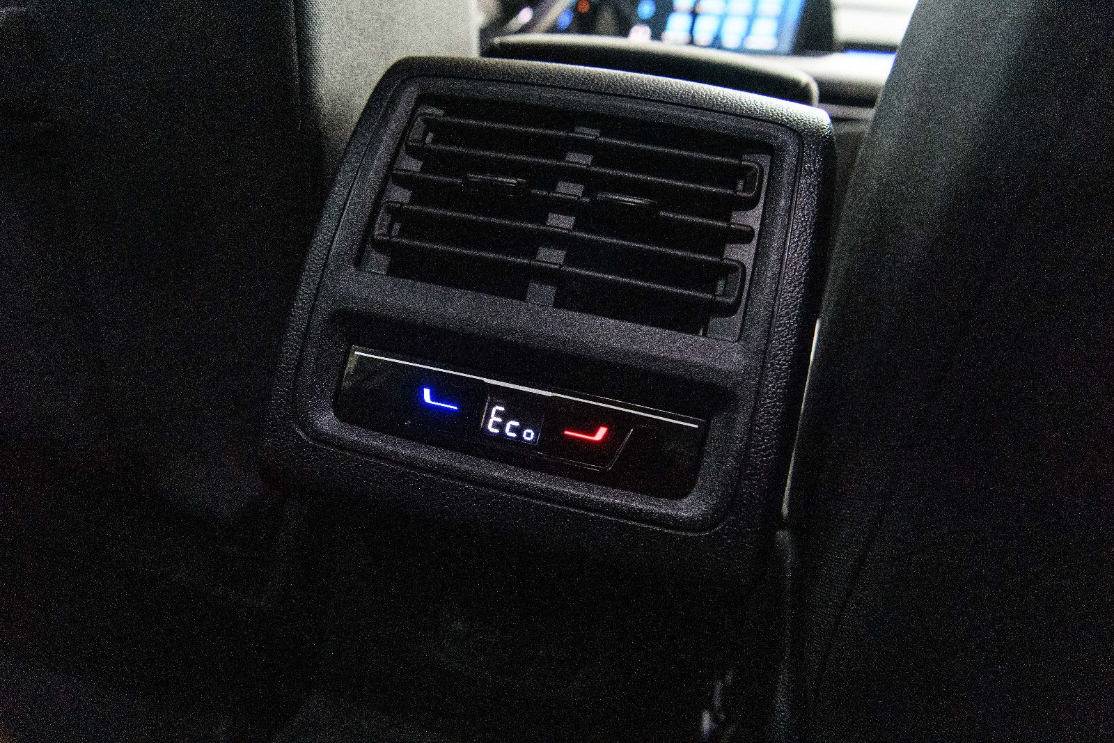 Fahrzeugabbildung Volkswagen Golf  Style eHybrid PHEV +150kw+DSG+ACC+AppCon.