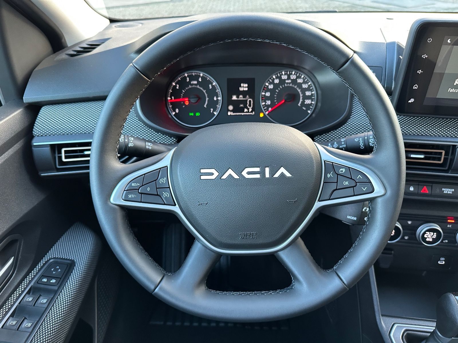 Fahrzeugabbildung Dacia Sandero Stepway Expression CVT LED/PDC/Carplay