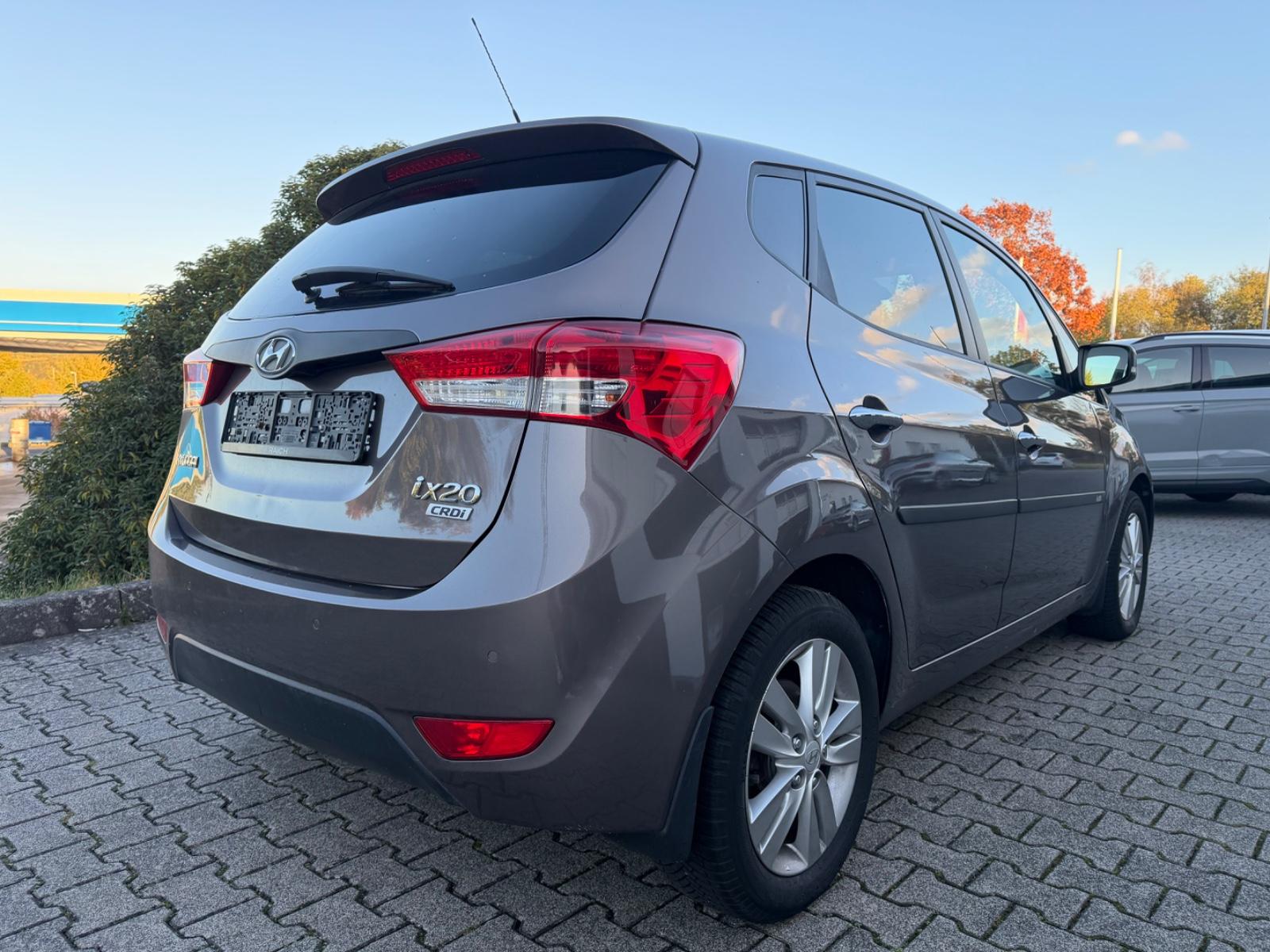 Hyundai ix20 2011 — photo 5