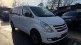 Hyundai H-1 Starex 2.5 AUTOMATIK/8-SITZ/8-FACH ALU/SHZ/ - Hyundai Gebrauchtwagen von 2013