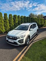 Dacia Jogger TCe 110 Comfort 7-Sitzer Comfort - Dacia Jogger Comfort mit Benzin-Antrieb