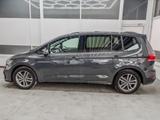 Volkswagen Touran EDITION R-LINE PANO SHZ ACC KEYLESS 1.... - Volkswagen Touran: R Line Edition