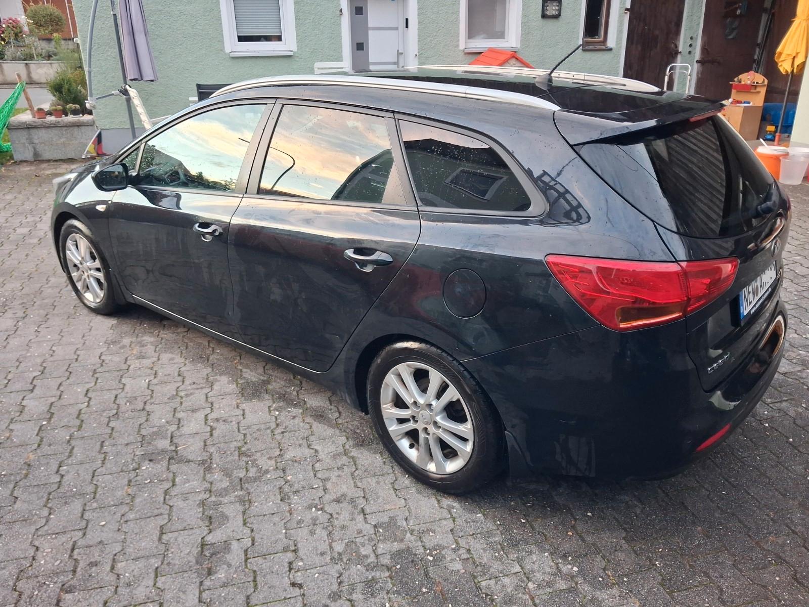 Kia cee'd 2014 — photo 8