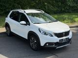 Peugeot 2008 Allure,Auto,Erstehand - Peugeot 2008 in Bonn
