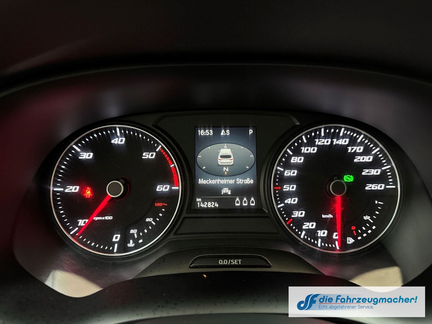 Fahrzeugabbildung SEAT Ateca Xperience 4Drive 2.0 TDI EU6d Navi LED Spe