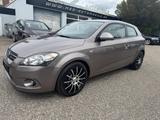 Kia cee'd / Ceed EX 2.0 Automatik Klima Teil-Leder S - Kia aus 2009: Cee D