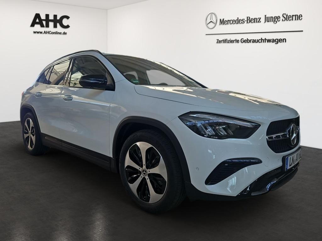 Fahrzeugabbildung Mercedes-Benz GLA 200 + PROGRESSIVE+NIGHT+AHK+KEYLESS+WINTER +