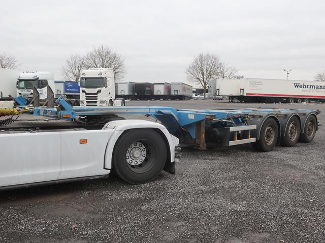 D-TEC VCC-01 Flexitrailer Mittelausschub Genmark Gense
