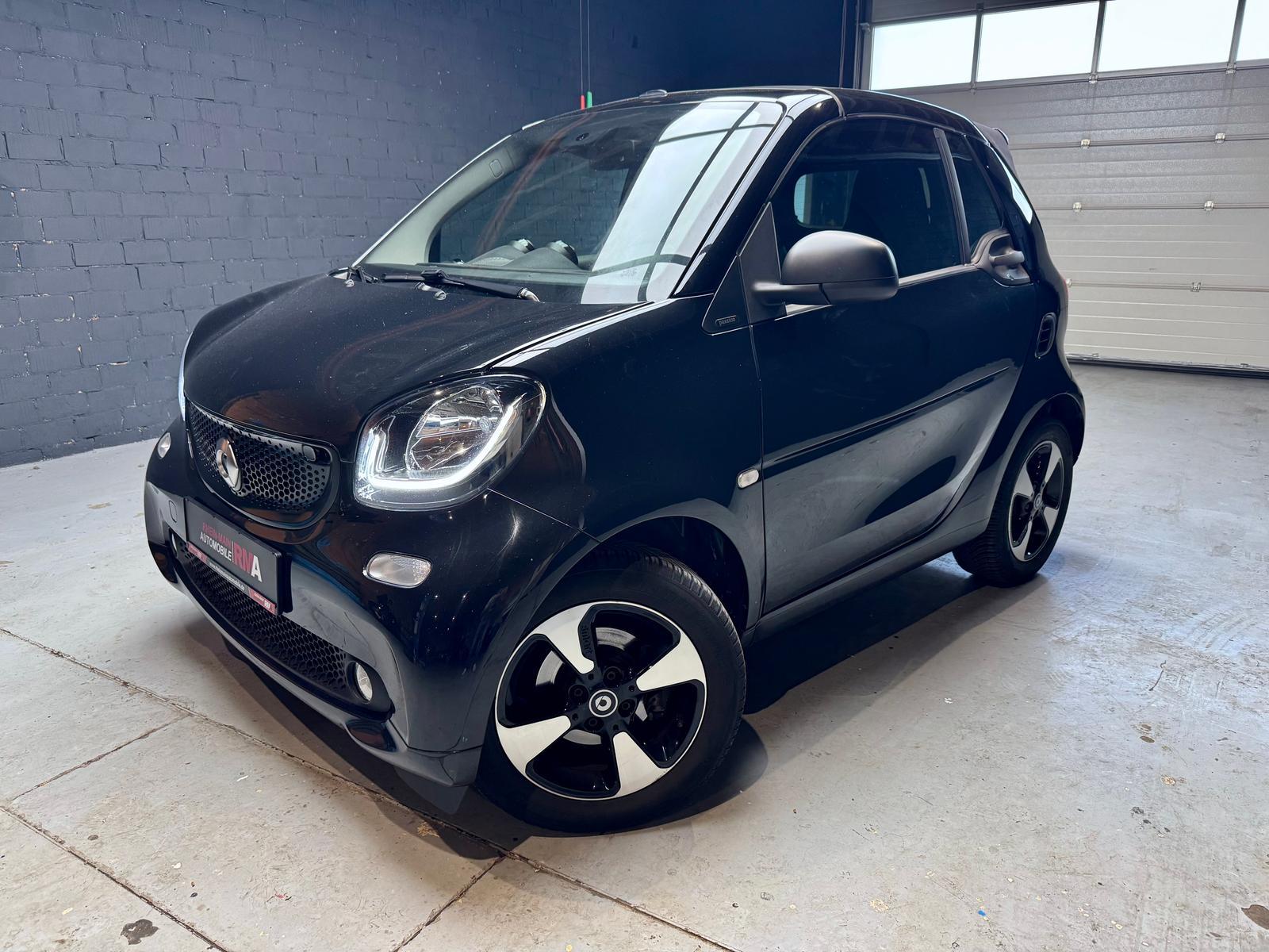 Smart Fortwo 0.9 Turbo PASSION BALCK+TEMPO+KLIMA+SHZ+