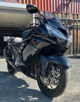 Kawasaki ZZR1400 - KAWASAKI ZZR 1400