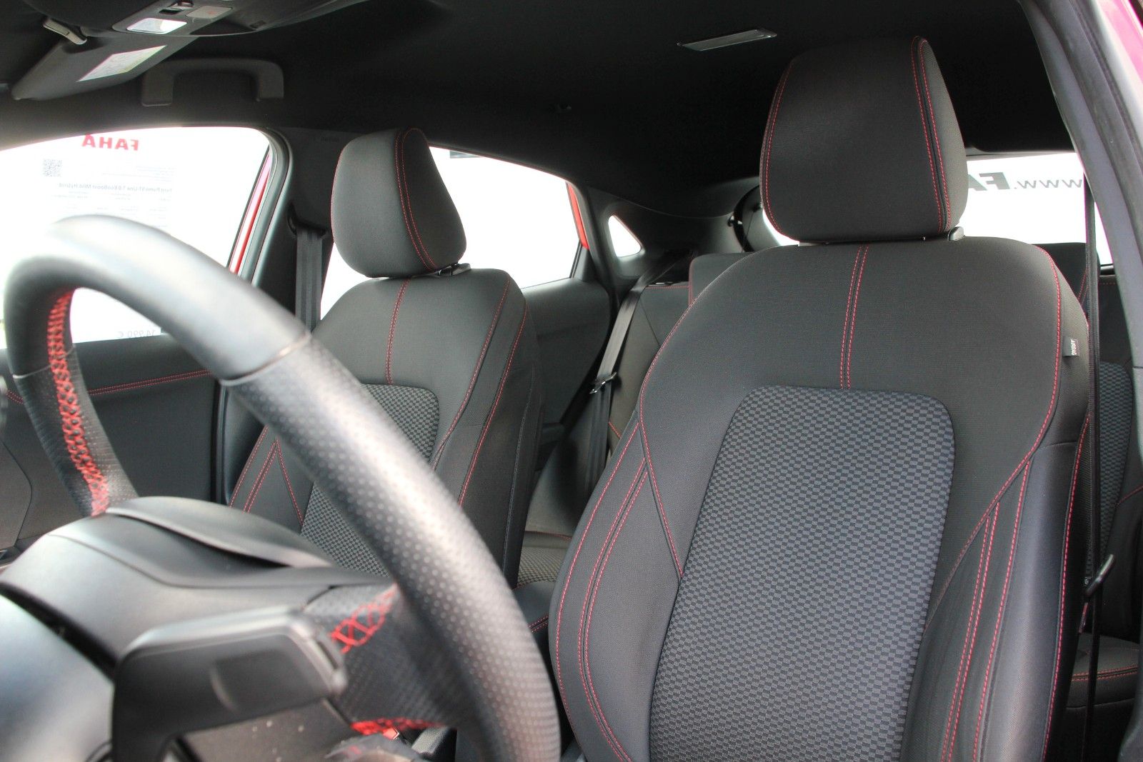 Fahrzeugabbildung Ford Puma ST-Line 1.0 EcoBoost Mild Hybrid