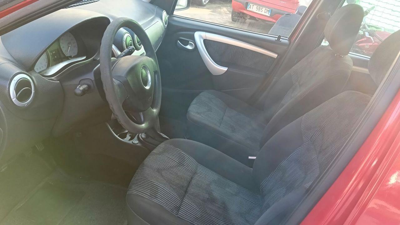 Dacia Logan 2011 — photo 8